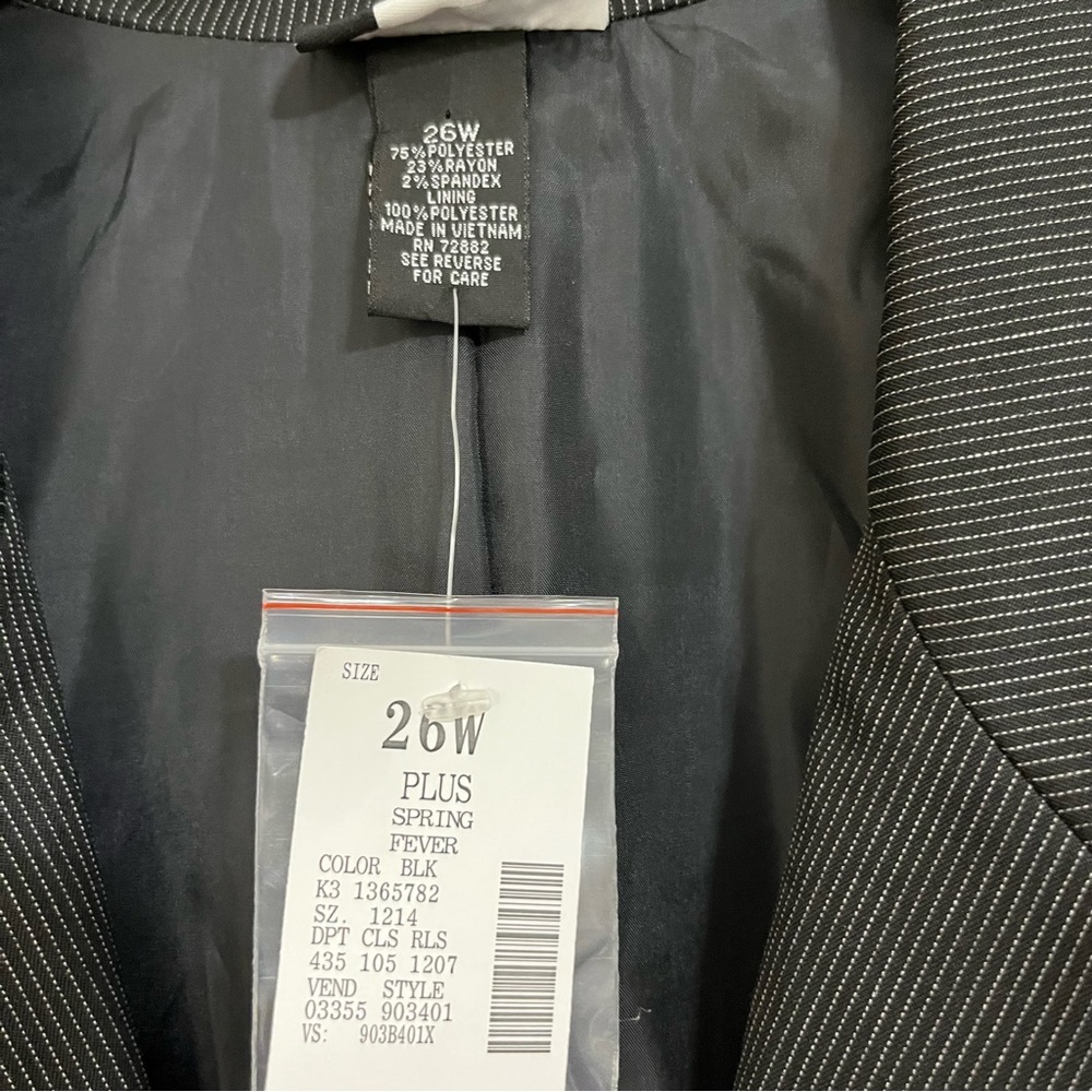 Studio 1940 Black Pinstripe Blazer Size 26W NWT - Picture 4 of 9